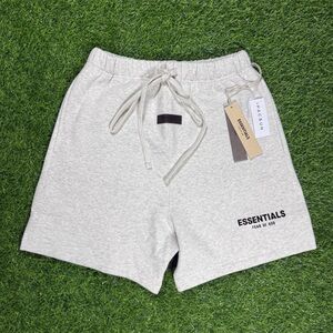 Light Oat Essentials Shorts